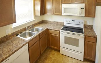 Fully-equipped kitchen